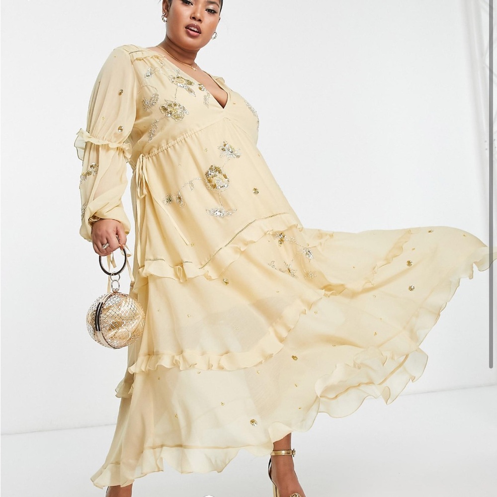 ASOS Chic Cream Floral Long Sleeve Dress